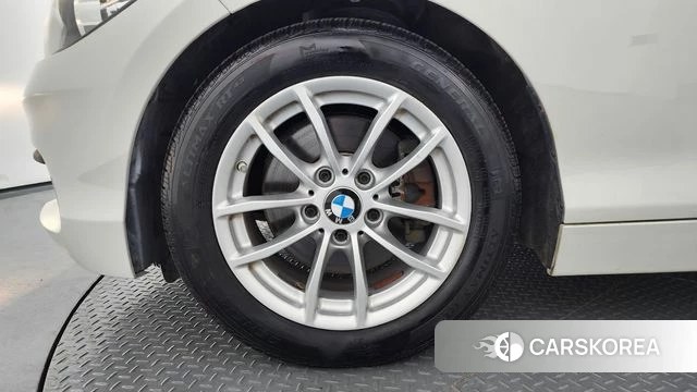 BMW 1 Series (F20) id 4331727 из Кореи 28