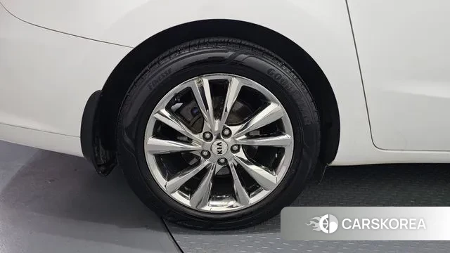 Kia The New Carnival id 3391478 из Кореи 15