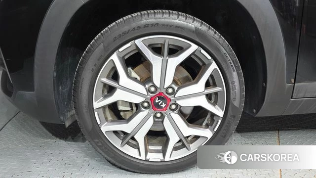 Kia Seltos id 4770296 из Кореи 27