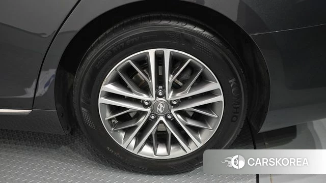 Hyundai Grandeur IG id 3880238 из Кореи 15