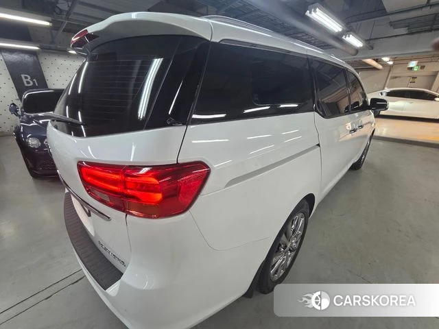 Kia The New Carnival id 3937080 из Кореи 11