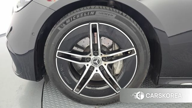 Mercedes-Benz E-Class W214 id 4488136 из Кореи 26