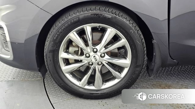 Kia The New Carnival id 4465576 из Кореи 15