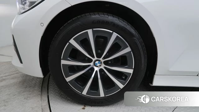 BMW 3 Series (G20) id 4330998 из Кореи 15