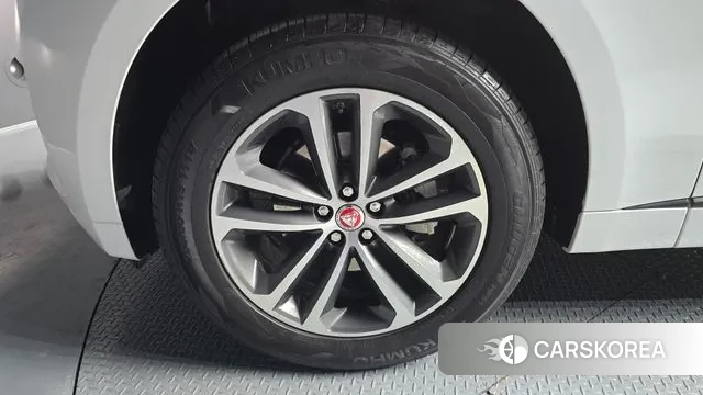 Jaguar F-PACE id 2375029 из Кореи 15