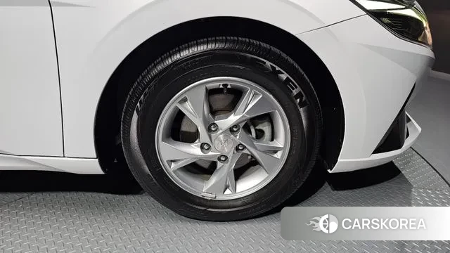 Hyundai Avante (CN7) id 3302109 из Кореи 15