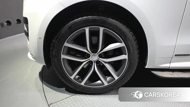 Land Rover Range Rover Sport 3rd Generation id 4612570 из Кореи 15