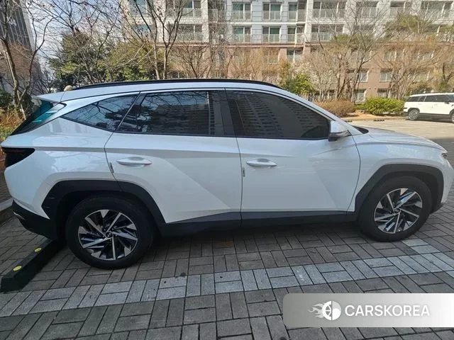 Hyundai Tucson Hybrid (NX4) 2023 Белый из Кореи, фото 6