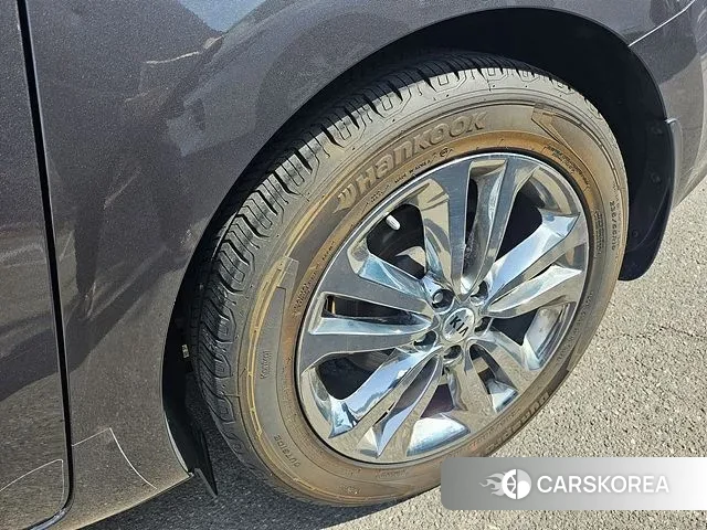 Kia All New Carnival id 3709550 из Кореи 15