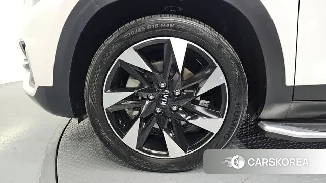 Kia Seltos id 3111921 из Кореи 15