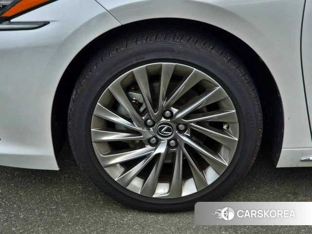 Lexus ES300h 7th generation id 4724878 из Кореи 15