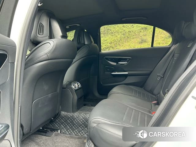 Mercedes-Benz Class C 2024 Белый из Китая, фото 5