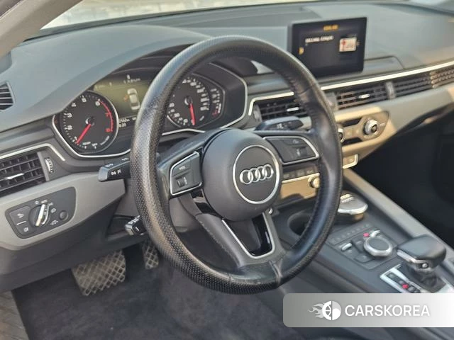 Audi A4L id 4212541 из Китая 10