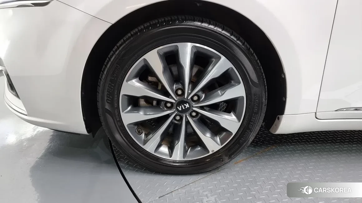 Kia Come New K7 id 2088892 из Кореи 15