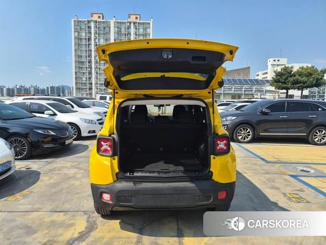 Jeep Renegade id 4269233 из Кореи 12