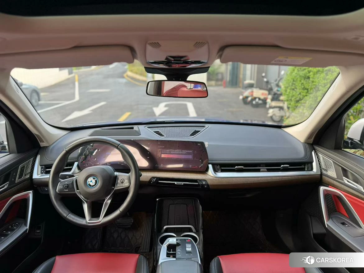 BMW iX1 2023 Синий из Китая, фото 5