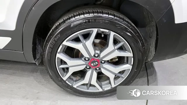 Kia Seltos id 3428473 из Кореи 15