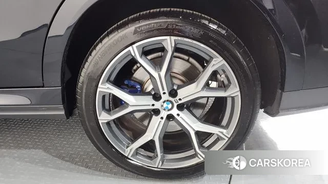 BMW X6 (G06) id 3422148 из Кореи 15