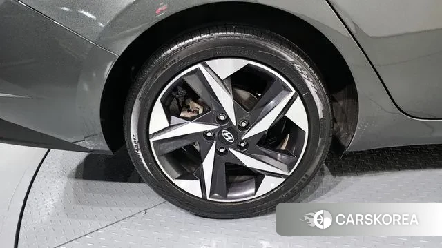 Hyundai Avante Hybrid (CN7) id 3621752 из Кореи 15