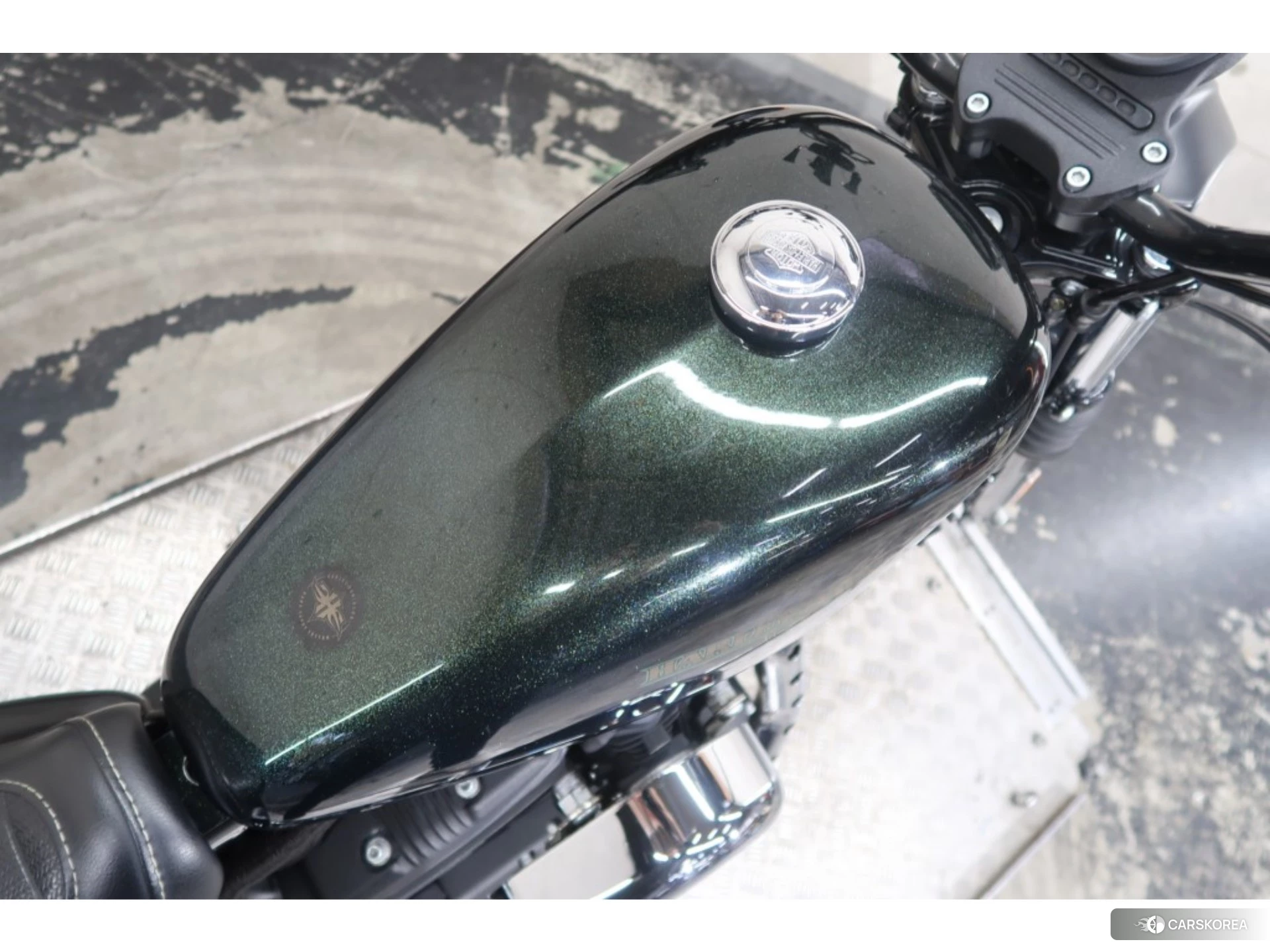 Harley-Davidson Sportster XL883N id 3946750 из Японии 26