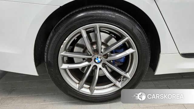 BMW 5 Series (G30) id 4318263 из Кореи 28