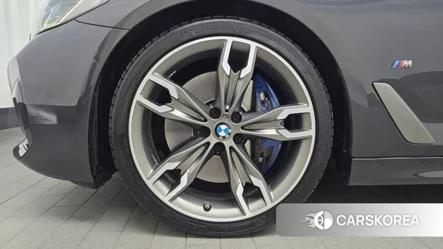 BMW 5 Series (G30) id 3519491 из Кореи 15