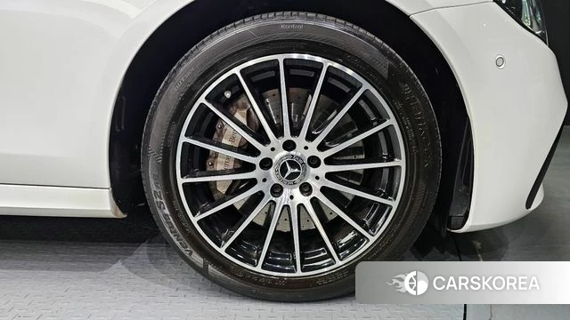 Mercedes-Benz E-Class W213 id 3904611 из Кореи 15