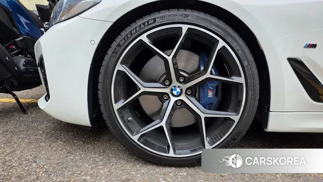 BMW 5 Series (G30) 2018 Белый из Кореи, фото 5