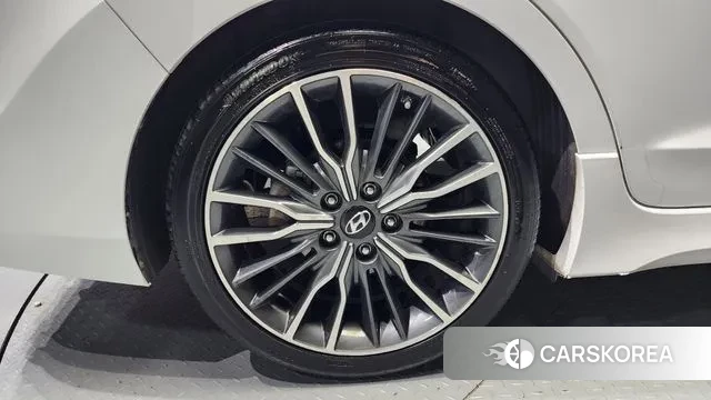 Hyundai Avante AD id 3107300 из Кореи 15