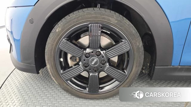 Mini Cooper S Convertible id 4711324 из Кореи 29