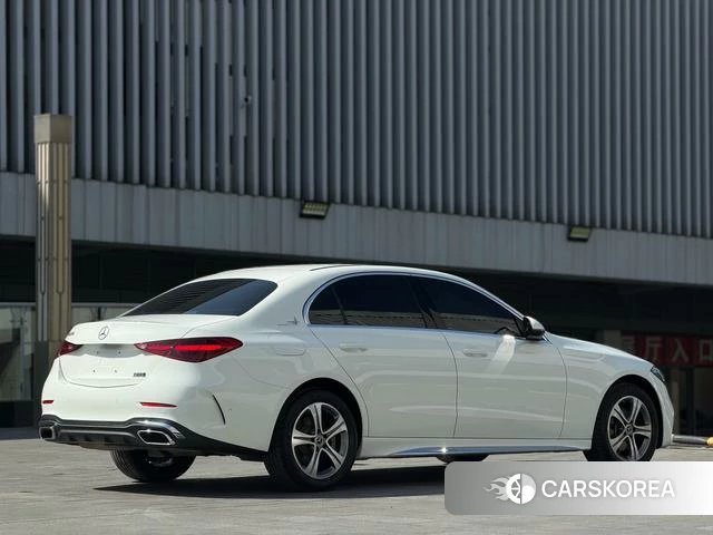 Mercedes-Benz Class C 2022 Белый из Китая, фото 5