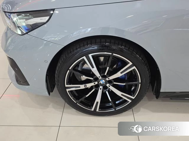 BMW 5 Series (G60) id 4499530 из Кореи 12