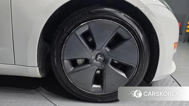 Tesla Model 3 id 3707688 из Кореи 15