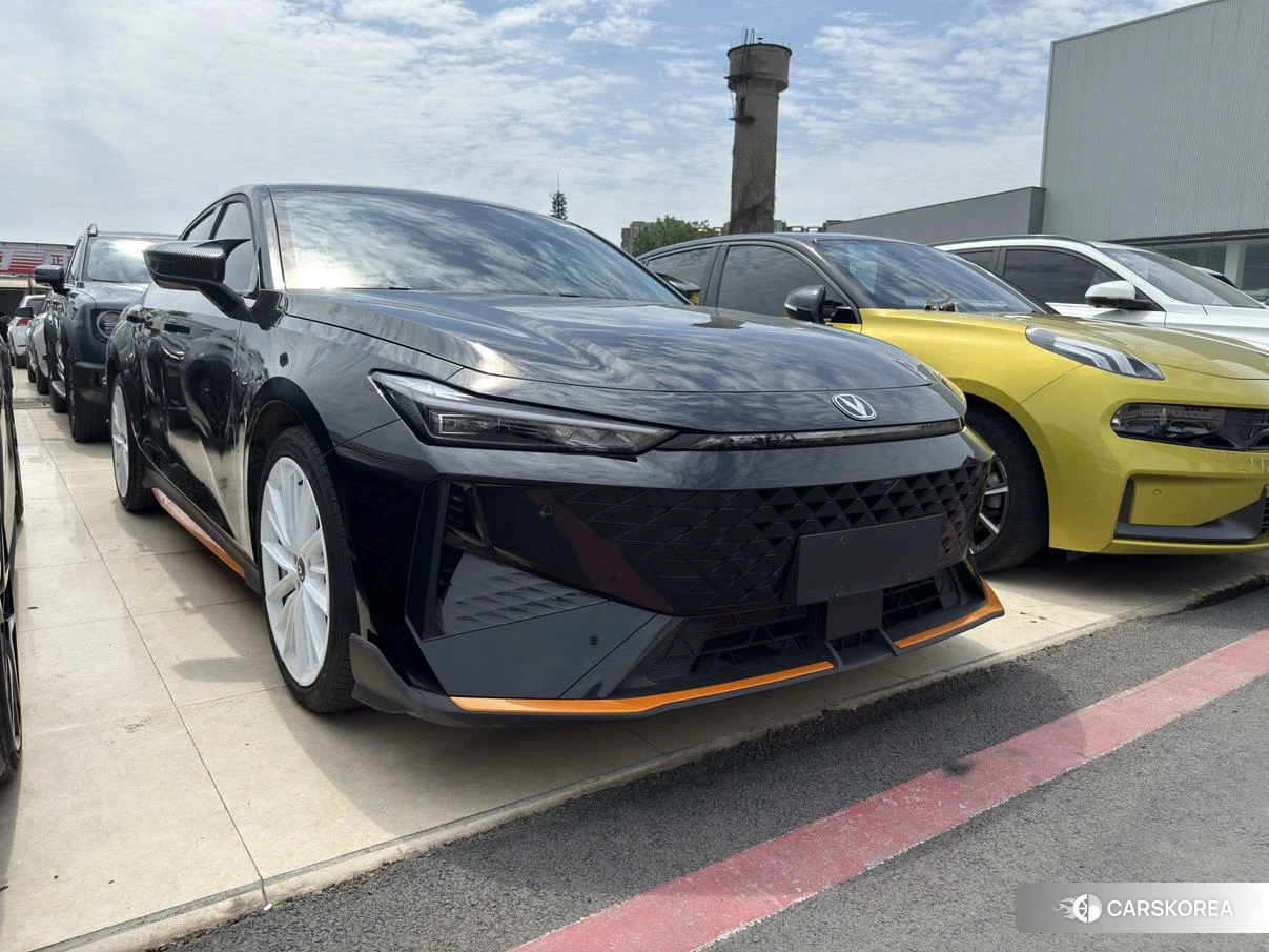 Chang'an UNI-V id 4452565 из Китая 11