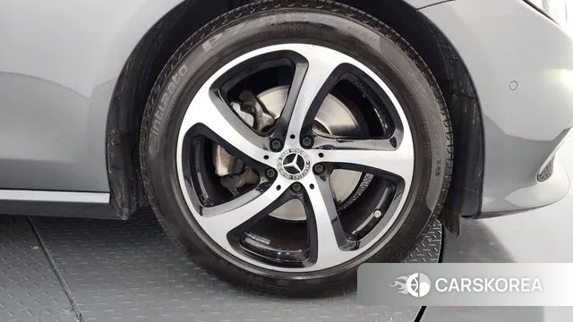 Mercedes-Benz E-Class W213 id 3396249 из Кореи 15