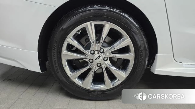 Kia The New Carnival id 4390169 из Кореи 27