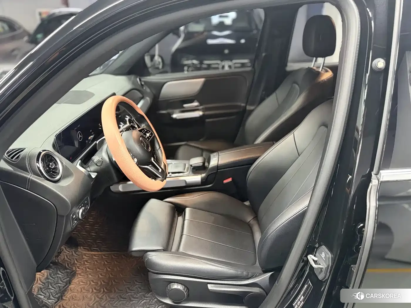 Mercedes-Benz GLB id 4559708 из Китая 7