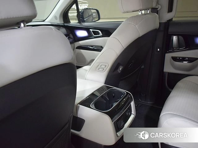 Kia Carnival 4th generation id 3934518 из Кореи 15