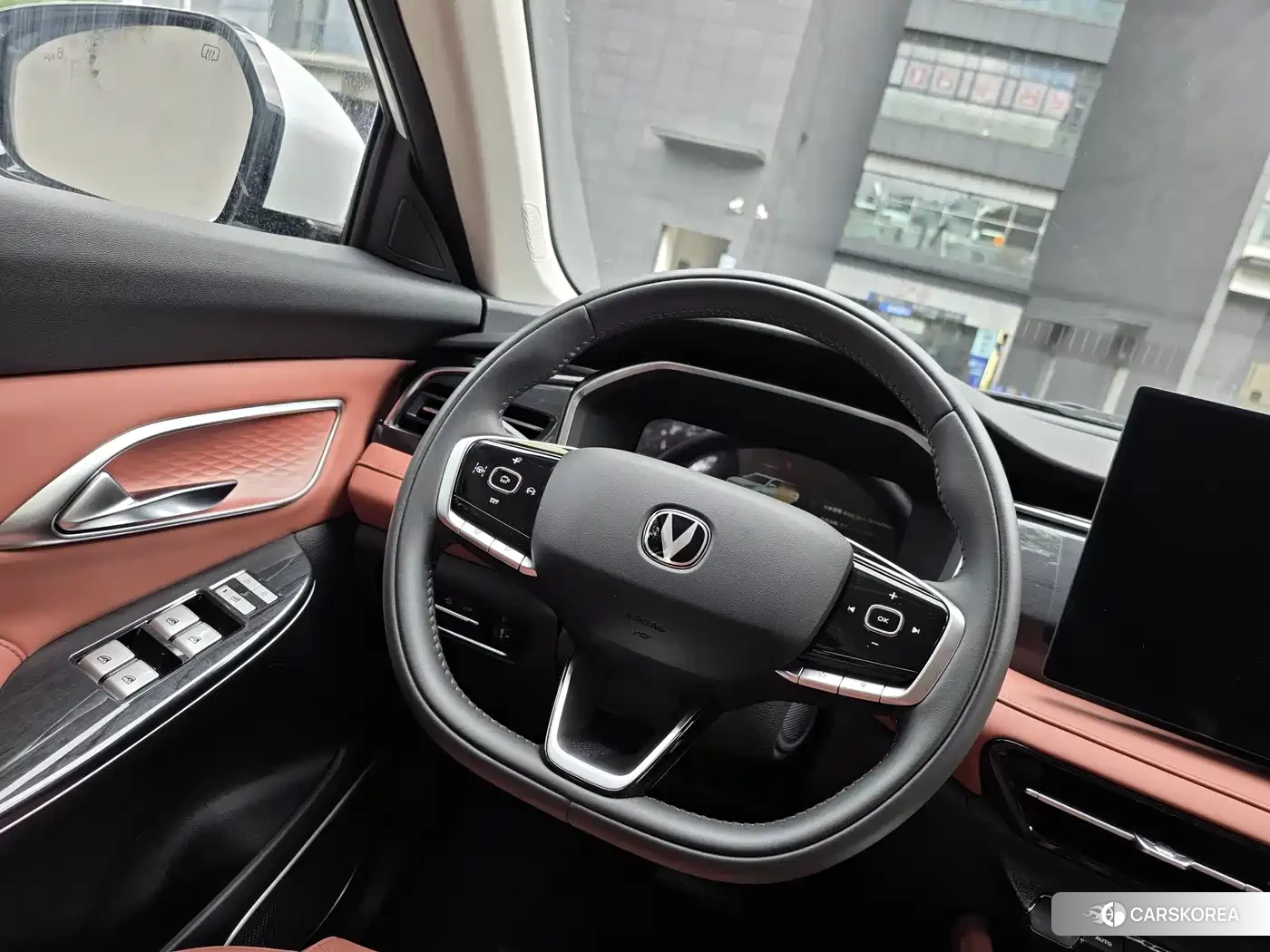 Chang'an Changan CS75 id 4514175 из Китая 35