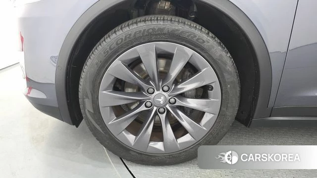 Tesla Model X id 4371685 из Кореи 32