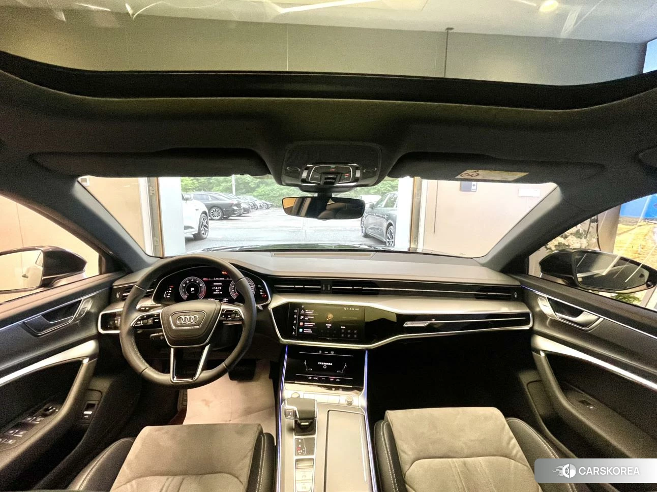 Audi A6L id 4492919 из Китая 11