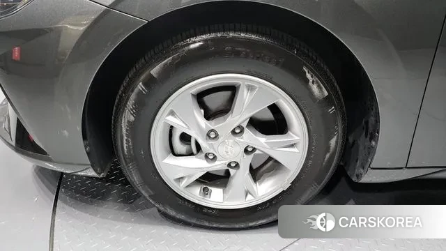 Hyundai Avante (CN7) id 3268813 из Кореи 15