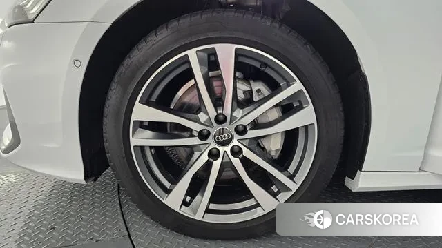 Audi A6 (C8) id 3523656 из Кореи 15