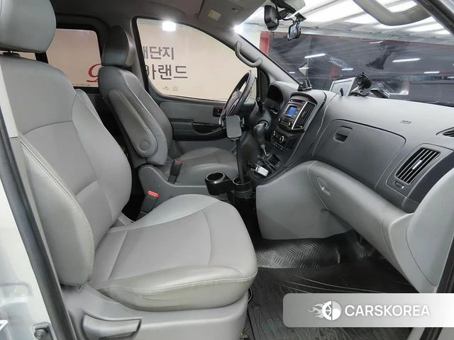 Hyundai The New Grand Starex id 4728065 из Кореи 13