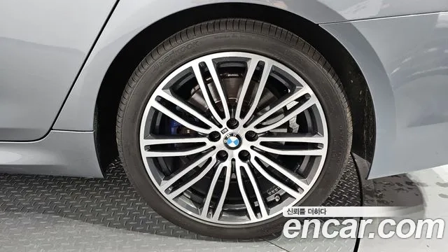 BMW 5 Series (G30) id 2951200 из Кореи 15