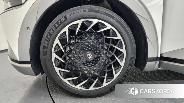 Hyundai Ionic 5 id 4560870 из Кореи 33