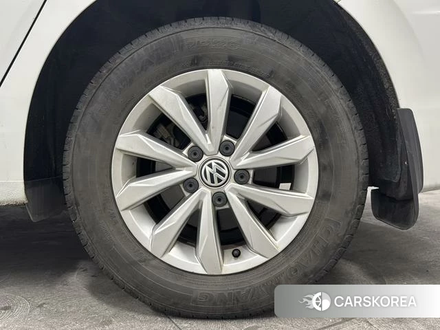 Volkswagen Bora id 4221873 из Китая 15