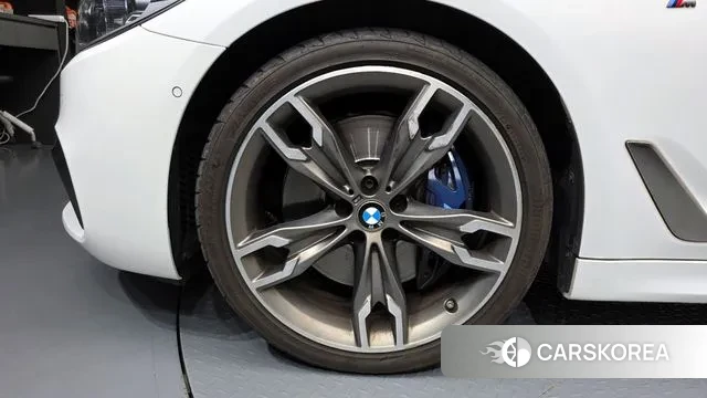 BMW 5 Series (G30) id 2991123 из Кореи 15