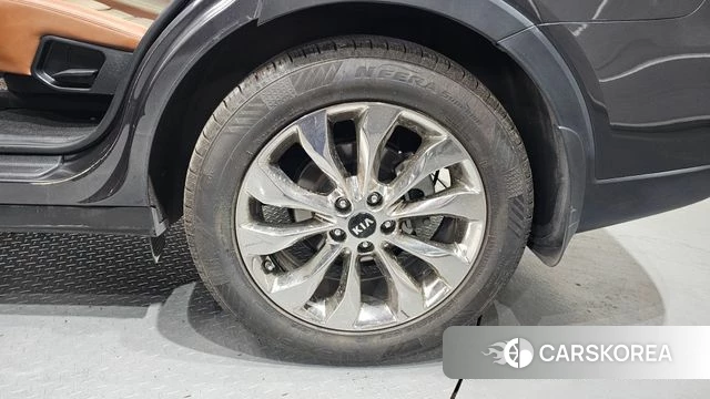 Kia The New Sorento id 4295168 из Кореи 25