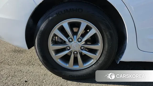 Hyundai The New Avante AD id 3631686 из Кореи 15